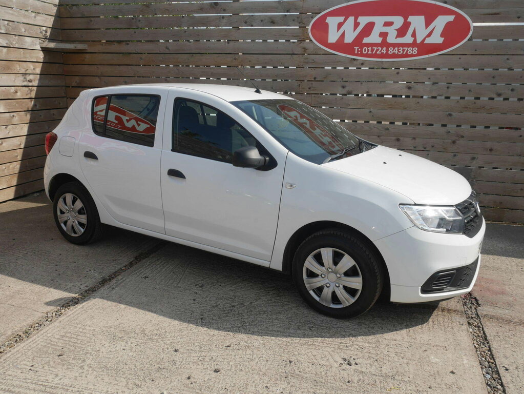 Dacia Sandero 0.9 Tce Essential Hatchback Euro SR19NLK White #2