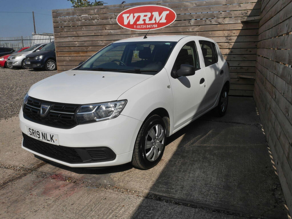 Dacia Sandero 0.9 Tce Essential Hatchback Euro SR19NLK White #4