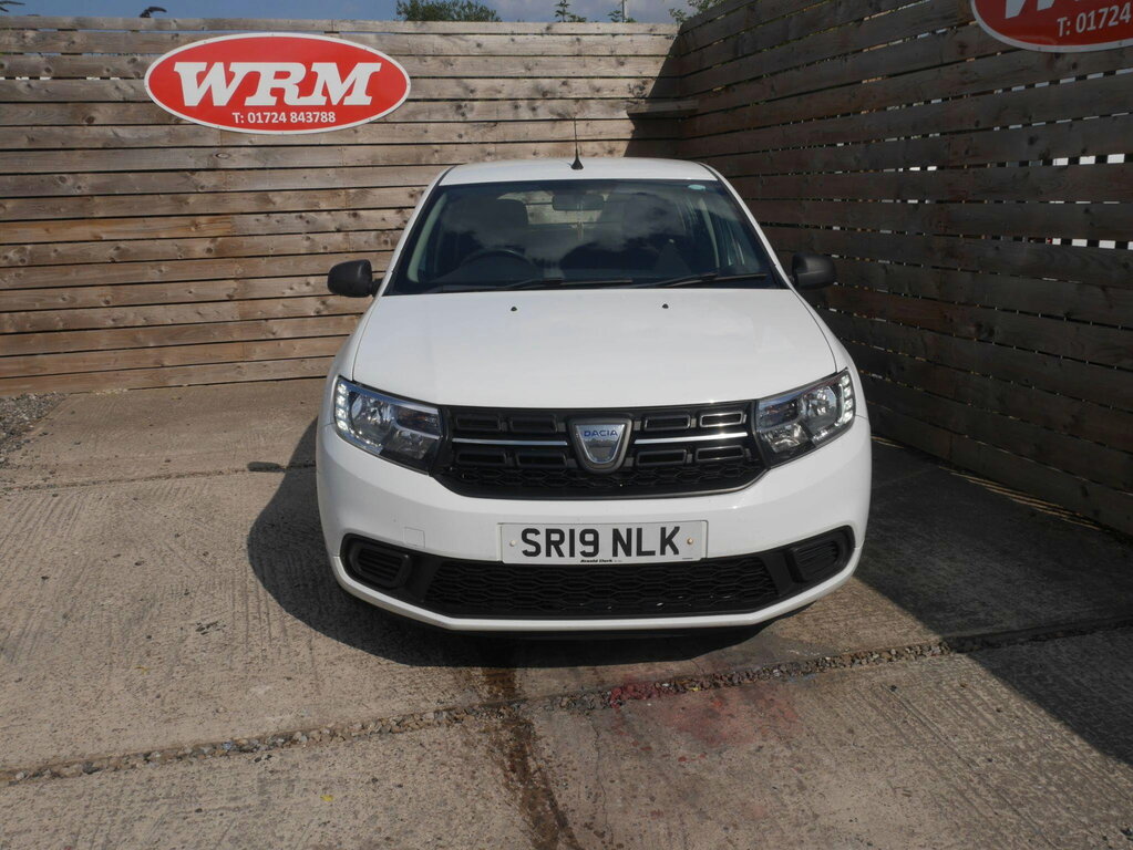 Dacia Sandero 0.9 Tce Essential Hatchback Euro SR19NLK White #3
