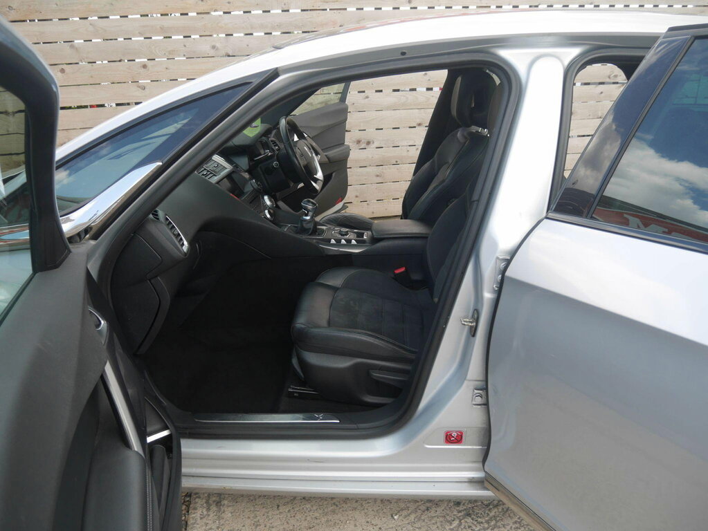 Citroen DS5 2.0 Hdi Dstyle 161 Bhp Black #16