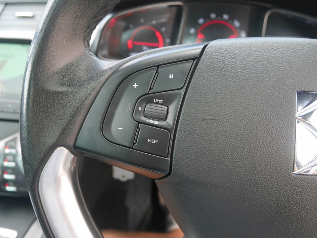 Citroen DS5 2.0 Hdi Dstyle 161 Bhp Black #33