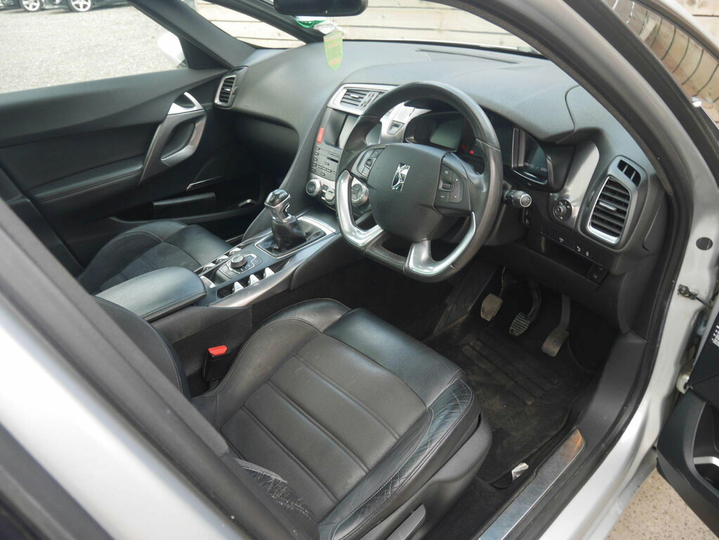 Citroen DS5 2.0 Hdi Dstyle 161 Bhp Black #10