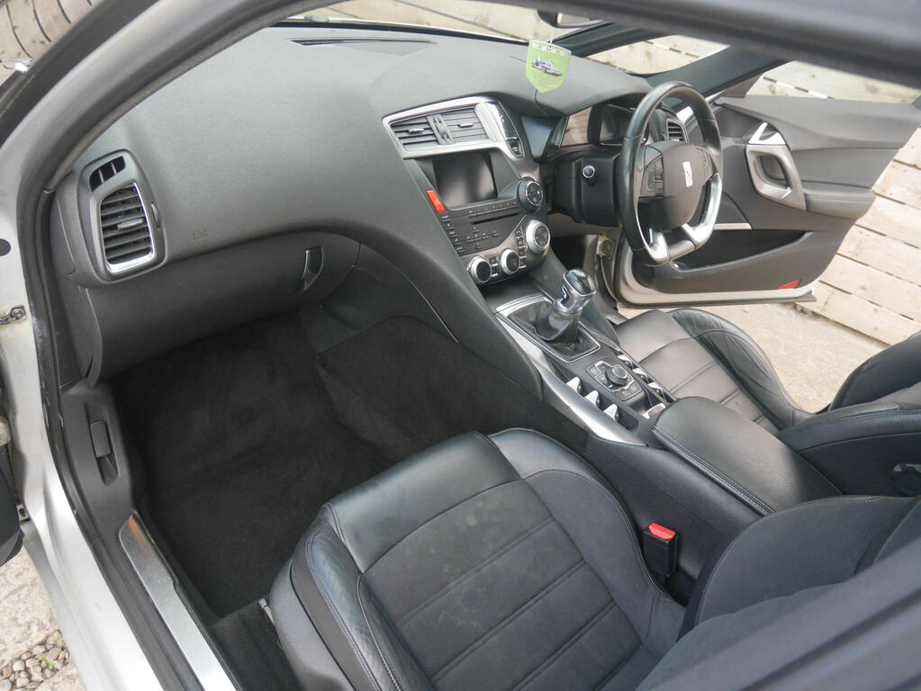 Citroen DS5 2.0 Hdi Dstyle 161 Bhp Black #12