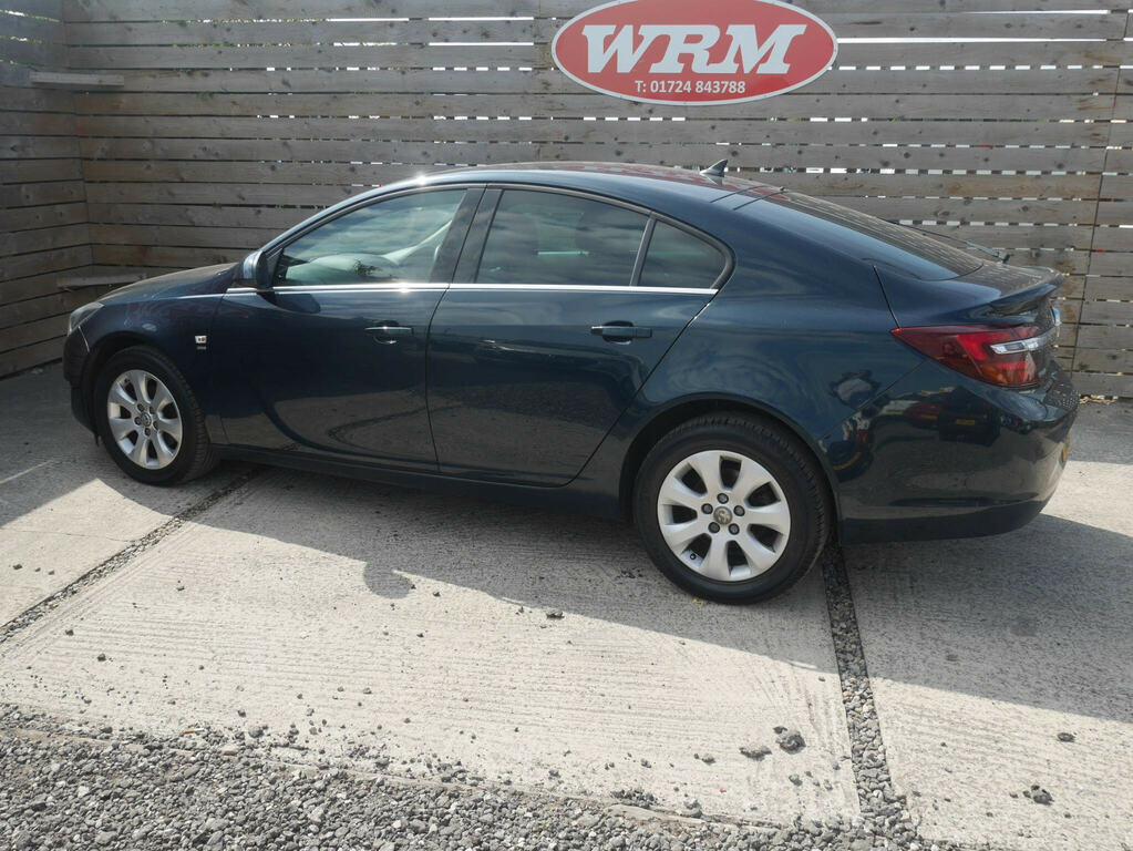 Vauxhall Insignia 1.6 Cdti Sri Nav Hatchback Euro DL16UTU Green #6
