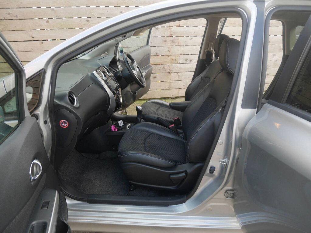 Nissan Note 1.2 Dig-s Acenta Premium Cvt Euro 5 Ss Red #16