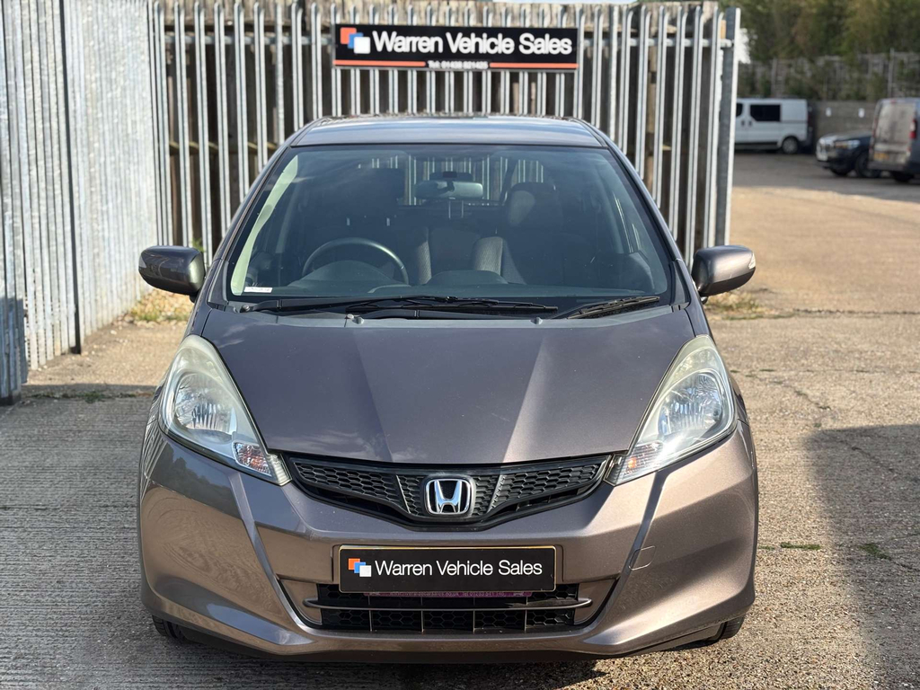 Honda Jazz Es I-vtec Cvt #4