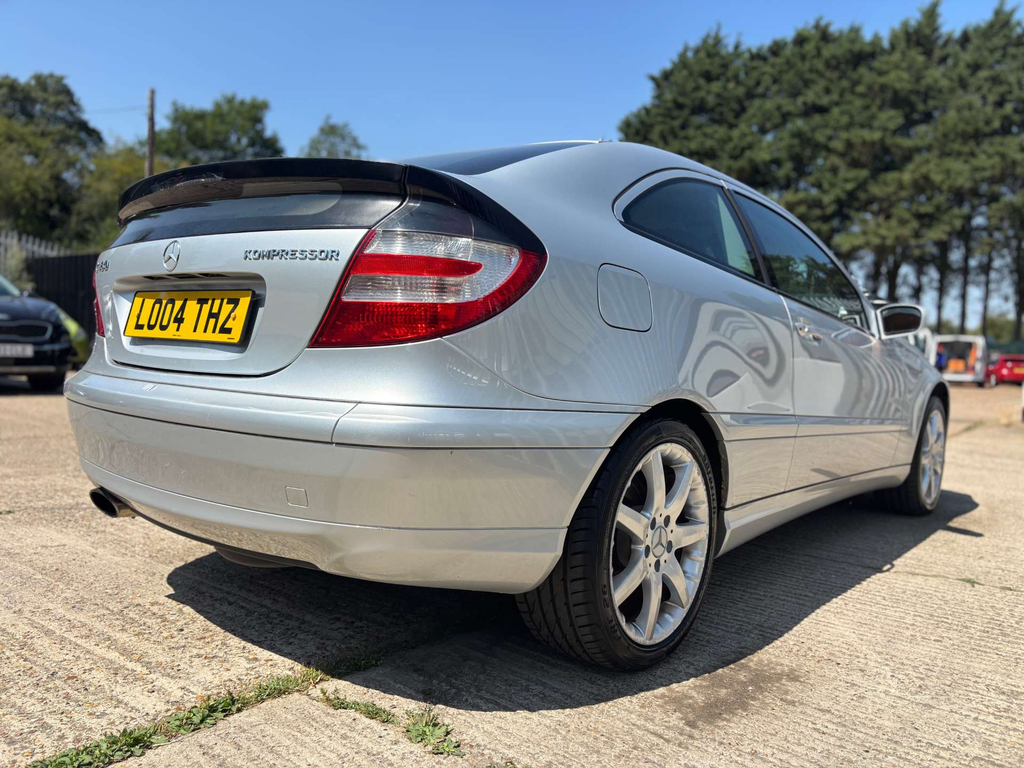 Mercedes-Benz C Class 2.1L C220 Cdi Elegance Se 148 Bhp Silver #12