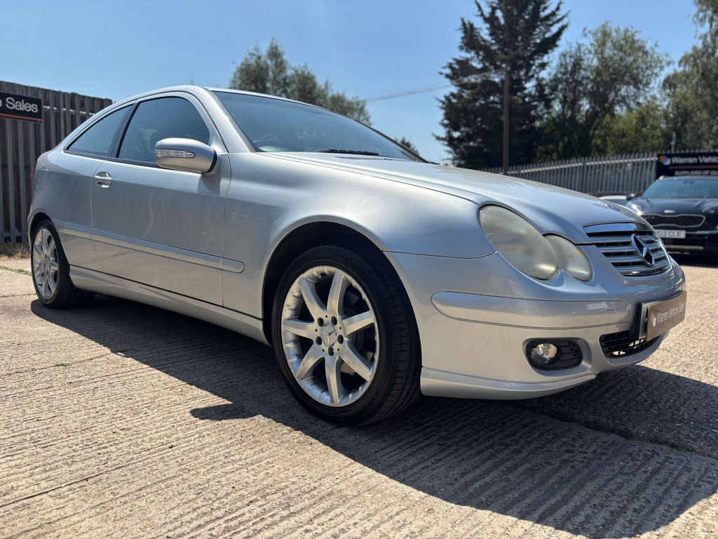 Mercedes-Benz C Class 2.1L C220 Cdi Elegance Se 148 Bhp Silver #10