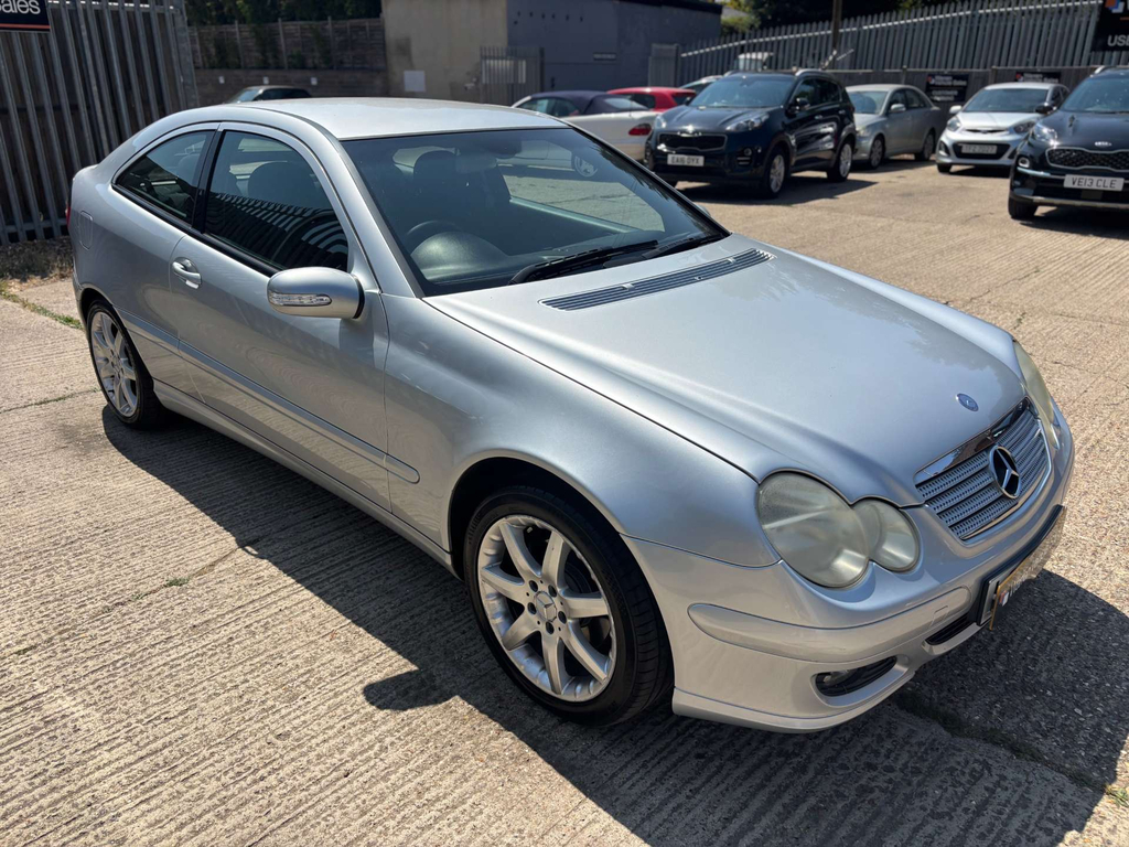 Mercedes-Benz C Class 2.1L C220 Cdi Elegance Se 148 Bhp Silver #11