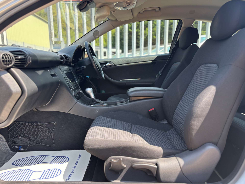 Mercedes-Benz C Class 2.1L C220 Cdi Elegance Se 148 Bhp Silver #24