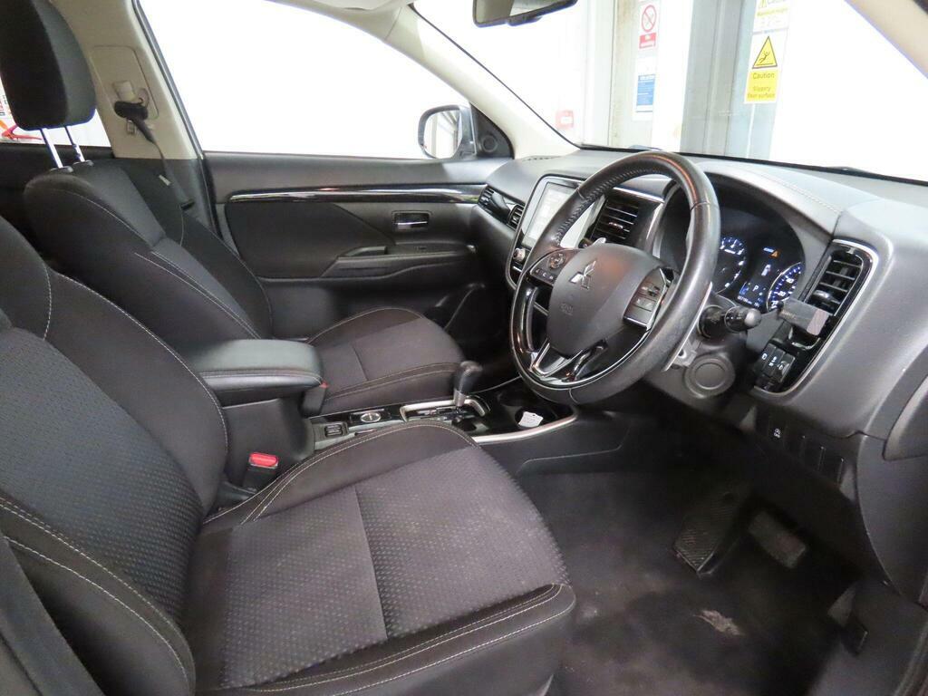 Mitsubishi Outlander Mivec Exceed Red #7