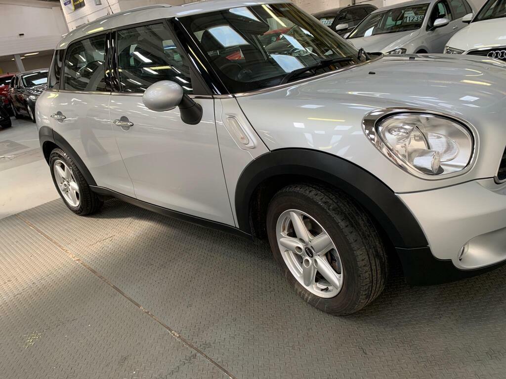 Mini Countryman Hatchback Green #7