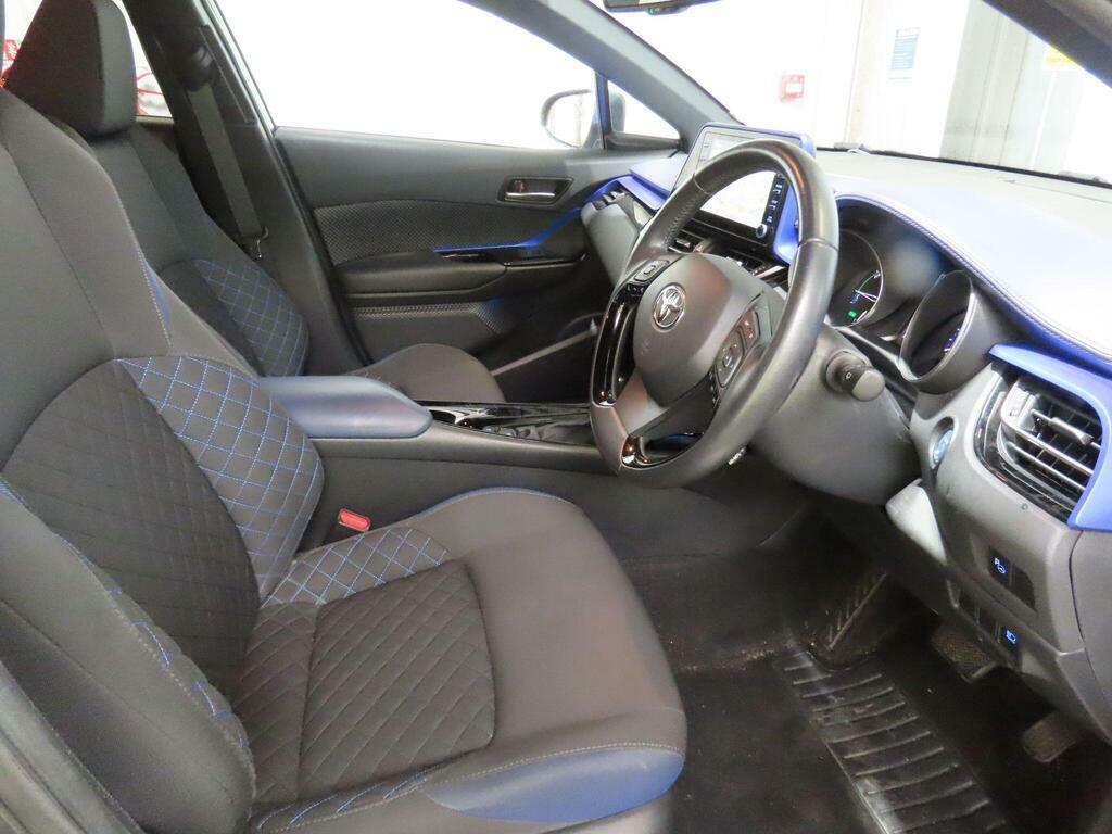 Toyota C-Hr Excel Black #7