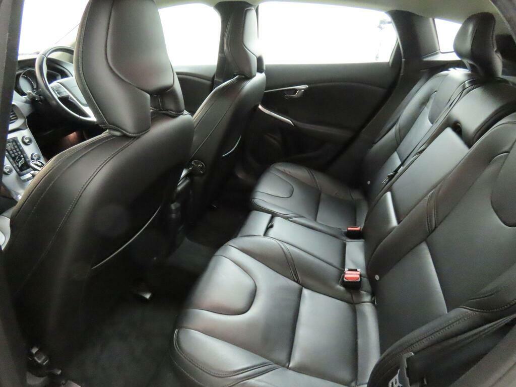Volvo V40 V40 Inscription D4 Black #10