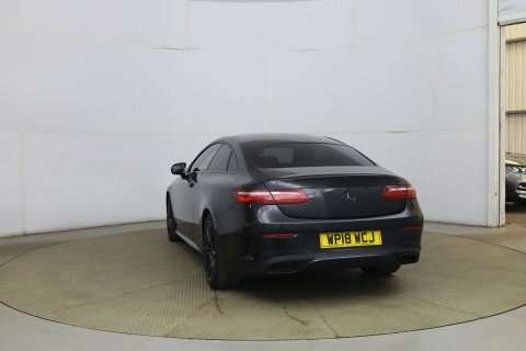 Mercedes-Benz E Class 2.0 E 220 Black #4