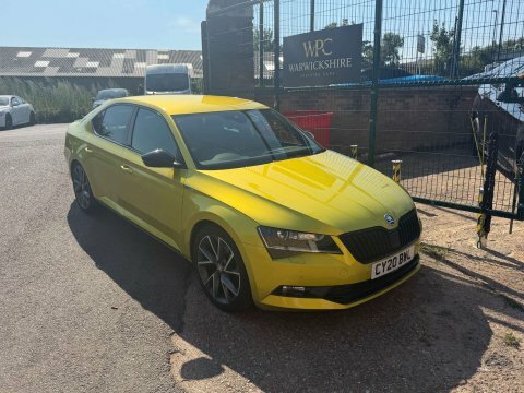 Skoda Superb 2.0 Superb Sportline Green