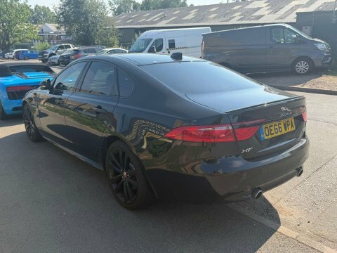 Jaguar XF 3.0 Xf V6 Black #2