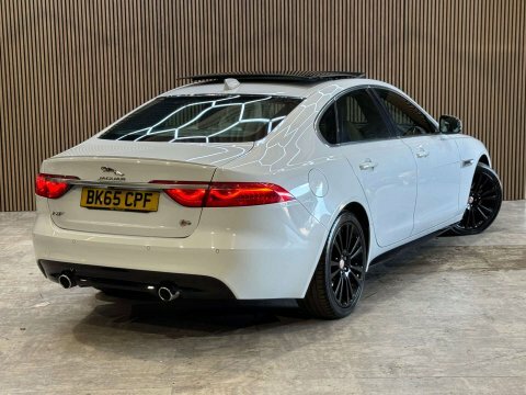 Jaguar XF 3.0 Xf V6 BK65CPF White #2