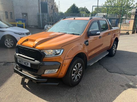 Ford Ranger 3.2L Wildtrak 4X4 Dcb Tdci 197 Bhp Orange #2