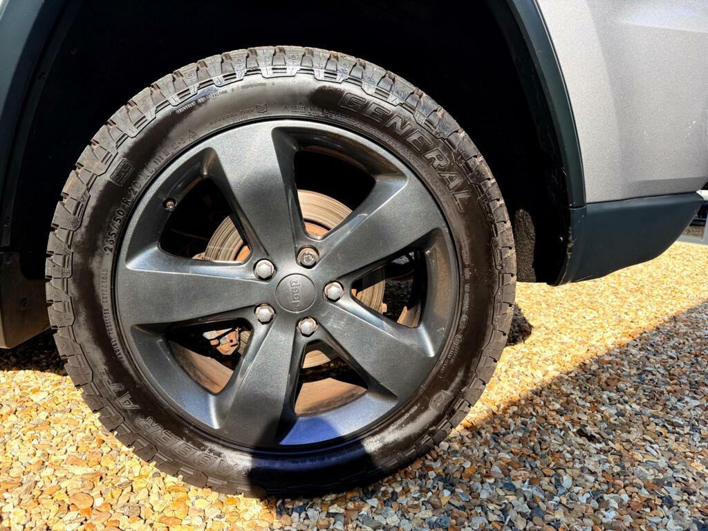Jeep Grand Cherokee 4X4 3.0 Crd Summit 4Wd Euro 5 201515 Grey #37