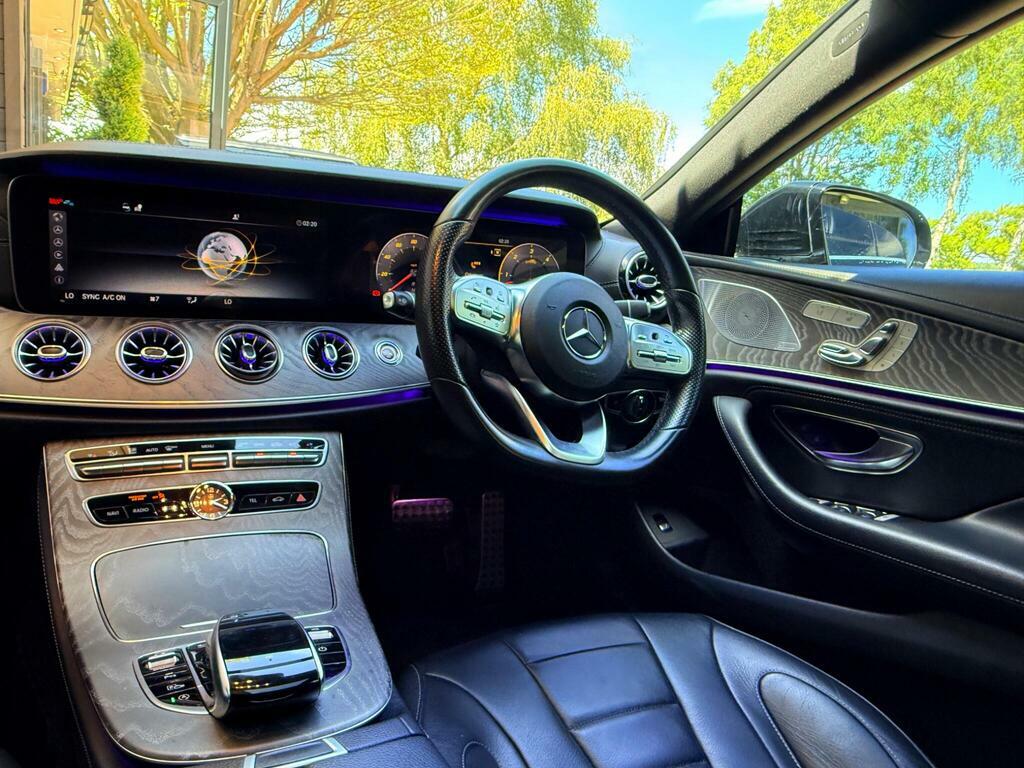 Mercedes-Benz CLS 350D 4Matic Amg Line Premium 9G-tronic White #50
