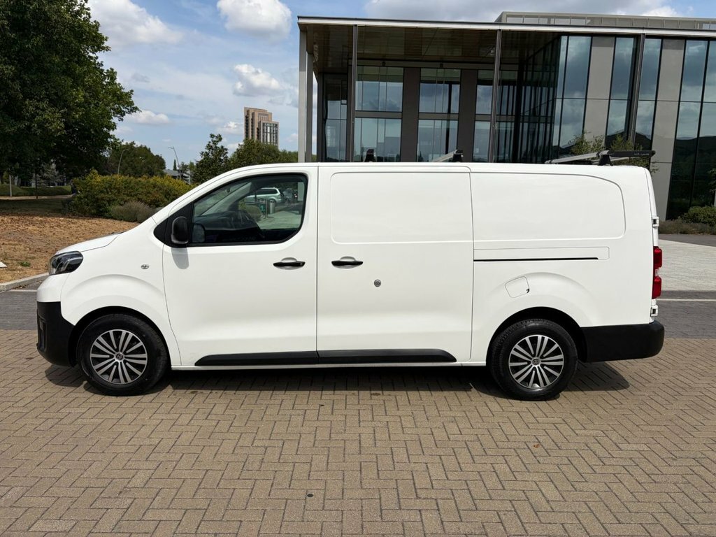 Toyota PROACE 2L Icon 6Dr White #3
