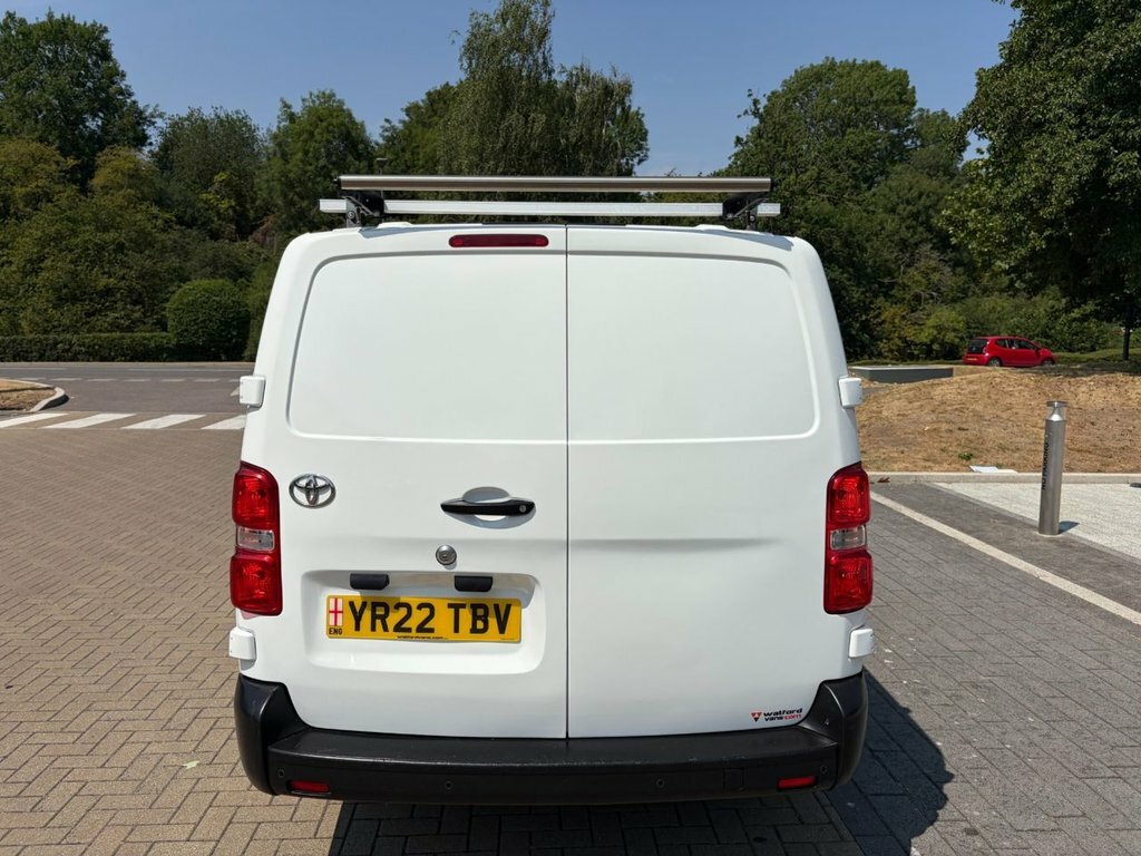 Toyota PROACE 2L Icon 6Dr White #6