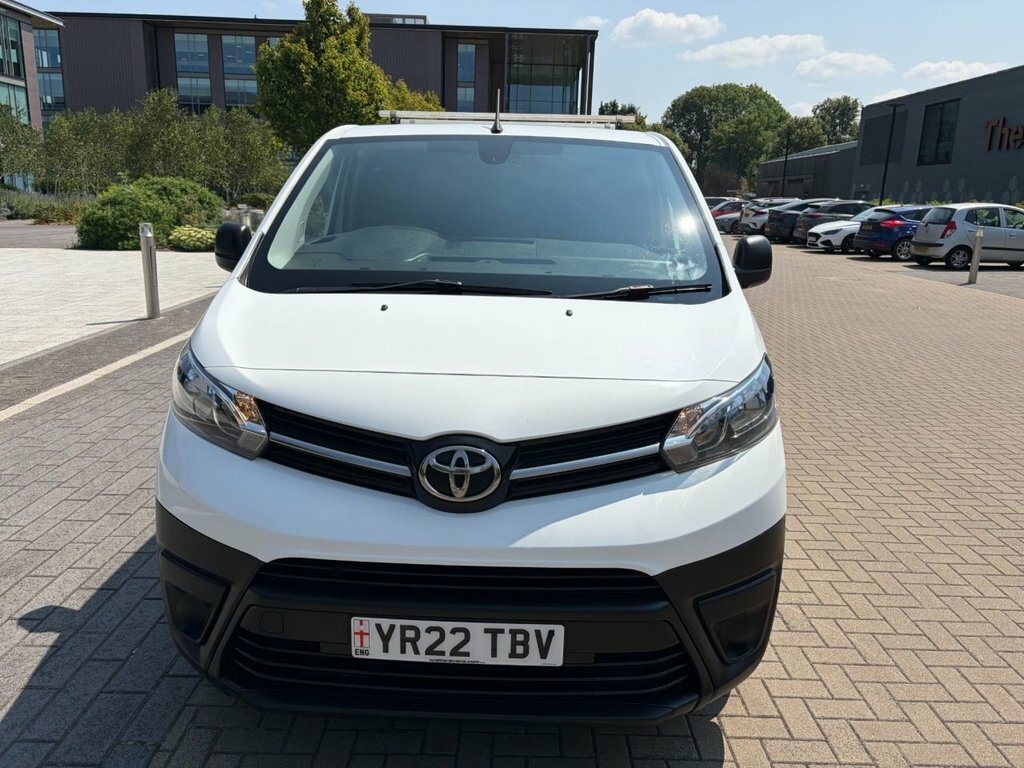 Toyota PROACE 2L Icon 6Dr White #2