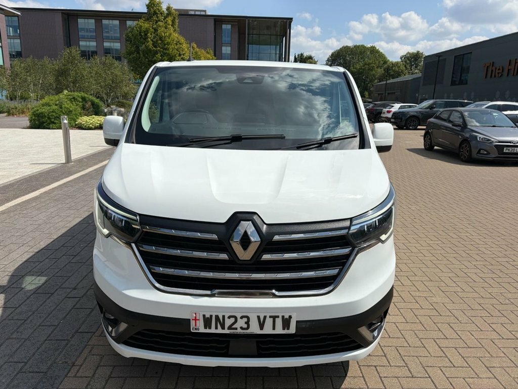 Renault Trafic 2L Sport WN23VTW White #2