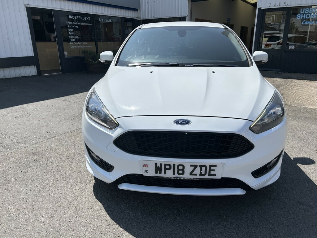 Ford Focus 1.0 T Ecoboost 140Ps St-line X White #3