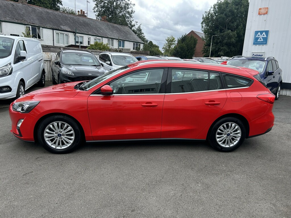Ford Focus 1.5 Ecoblue Titanium Red #4