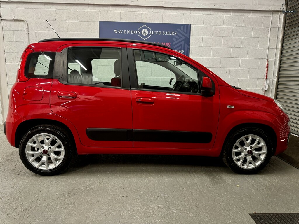 Fiat Panda Hatchback 1.2 Panda 1.2 69Hp Lounge 201818 BT18DHL Red #4