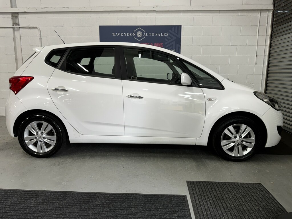 Hyundai Ix20 Hatchback 1.4 Active 201262 White #3
