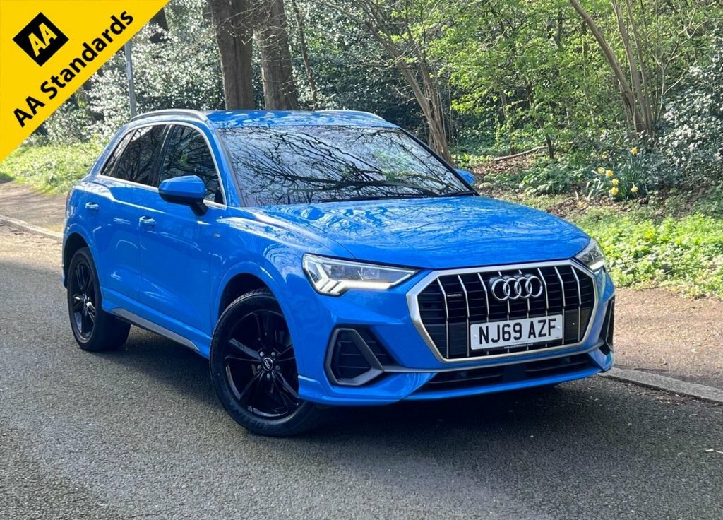 Audi Q3 2L S Line Blue