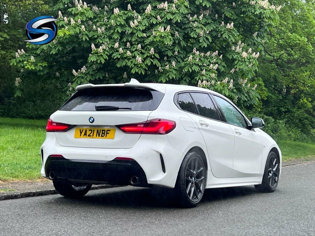 BMW 1 Series 2L M Sport YA21NBF White #5