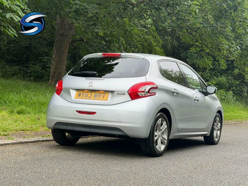Peugeot 208 1.4L Allure Silver #5