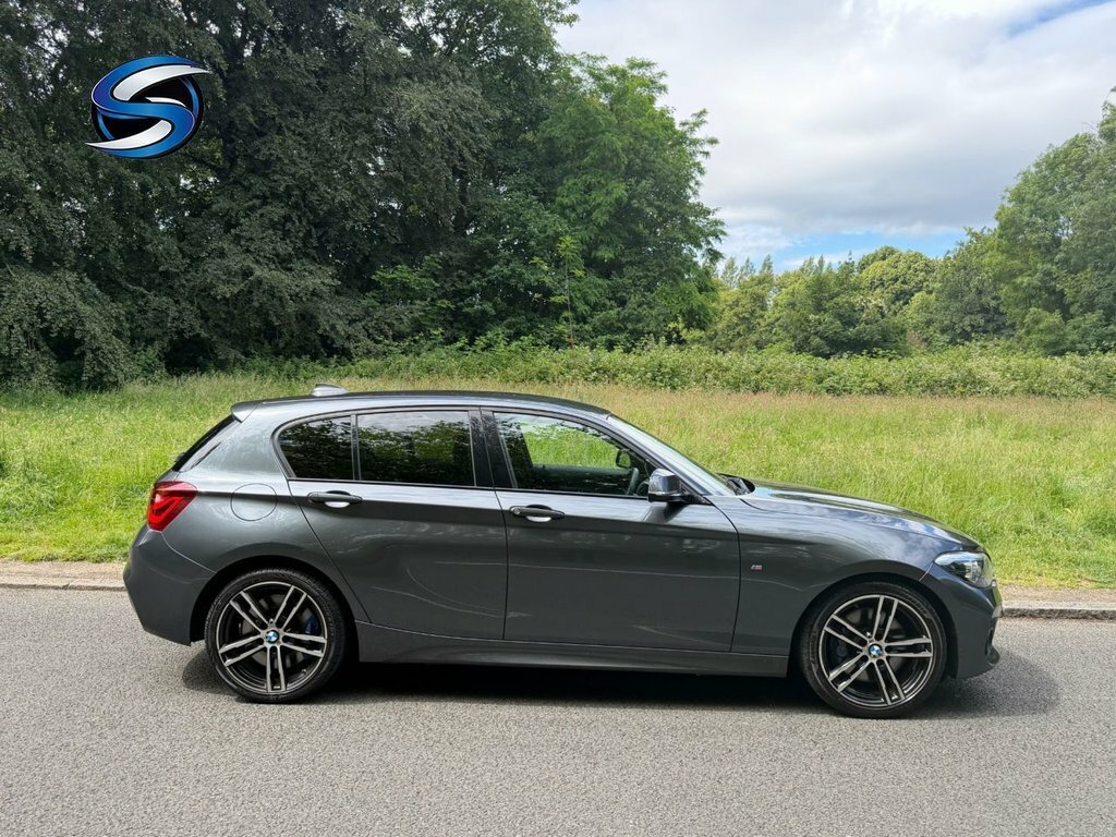 BMW 1 Series Sport White #5