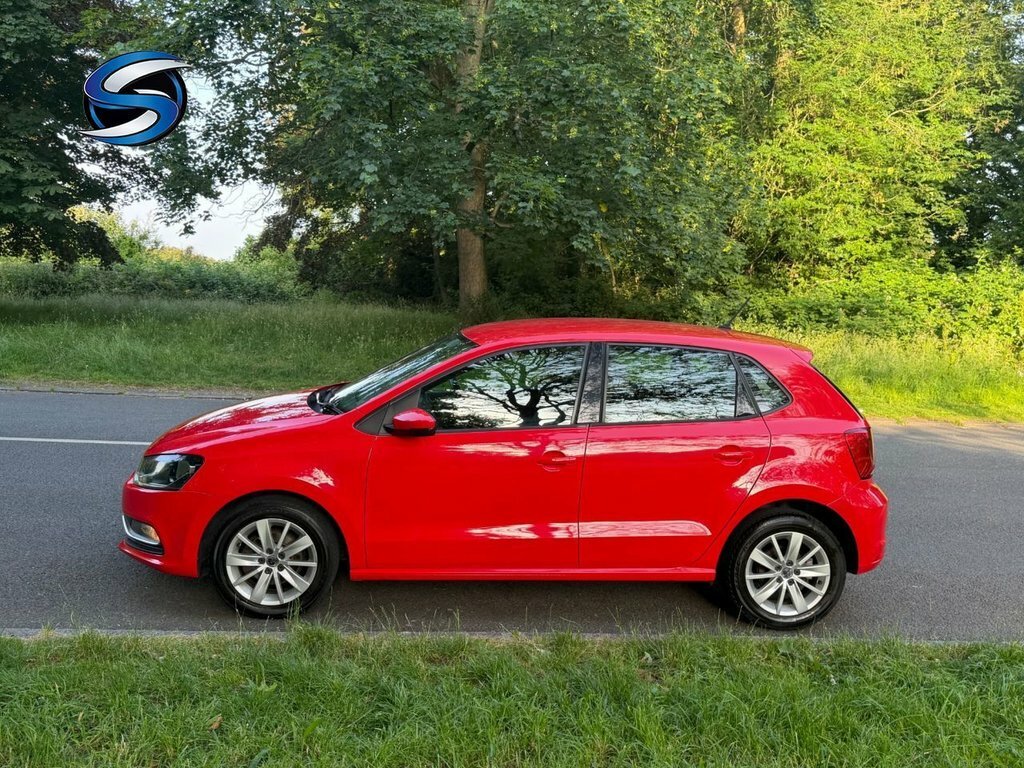 Volkswagen Polo 1.2L Se YJ15ZYP Red #4
