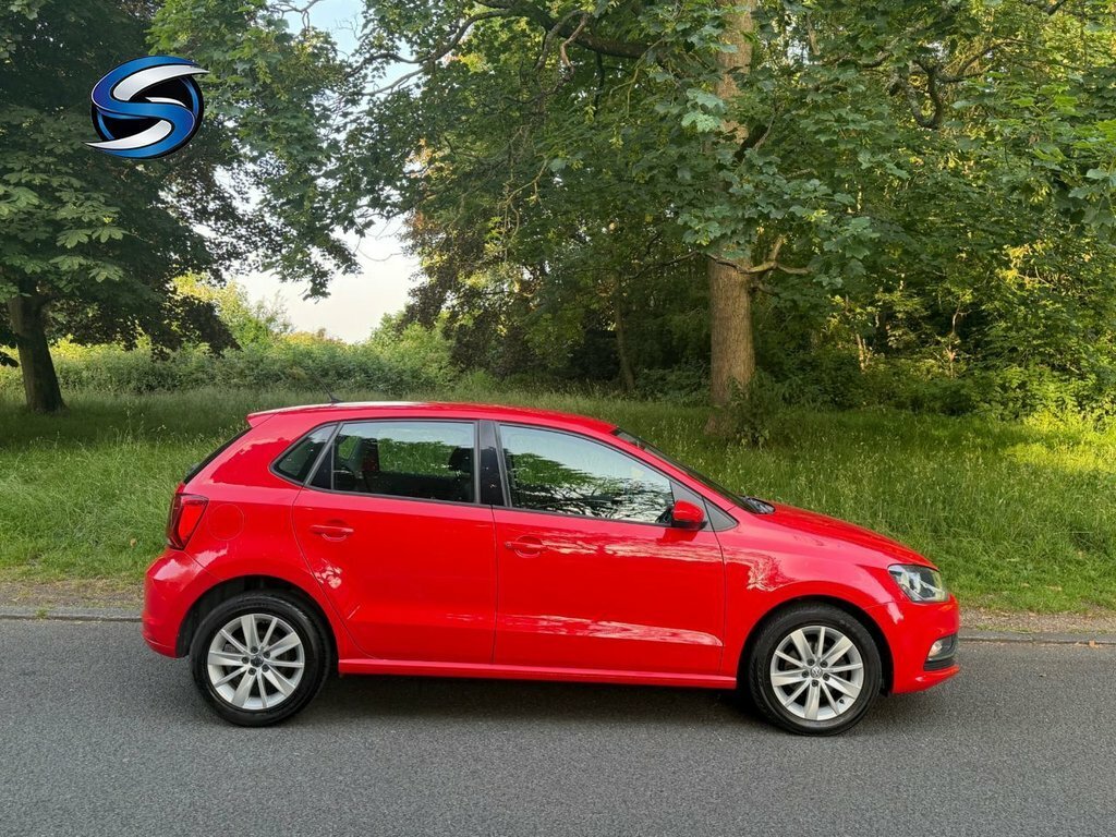 Volkswagen Polo 1.2L Se YJ15ZYP Red #5