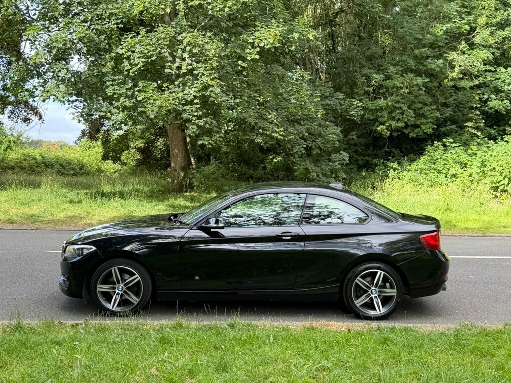 BMW 2 Series Gran Coupe 2L Sport Black #4