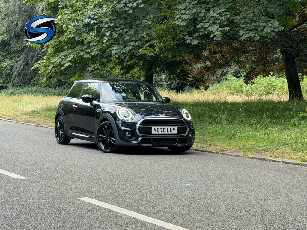 Mini Hatch 1.5L Cooper Sport YG70LUY Black #4