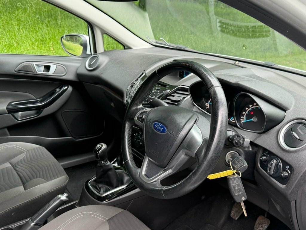 Ford Fiesta 1L Zetec White #2