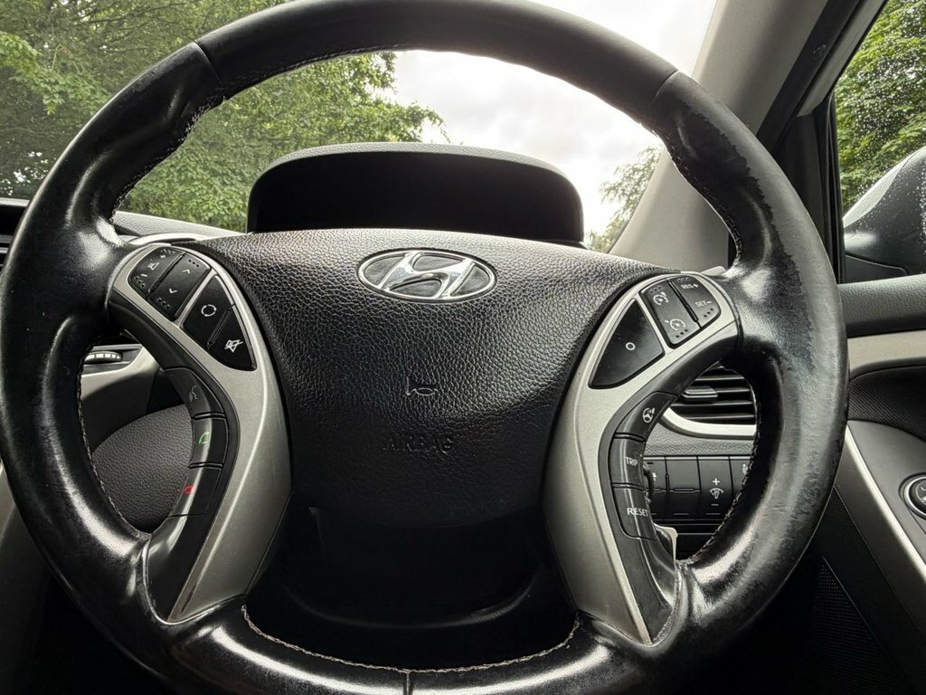 Hyundai I30 1.6 Crdi Se Hatchback Euro 5 11 Silver #22