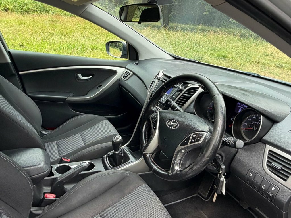 Hyundai I30 1.4L Active Silver #2