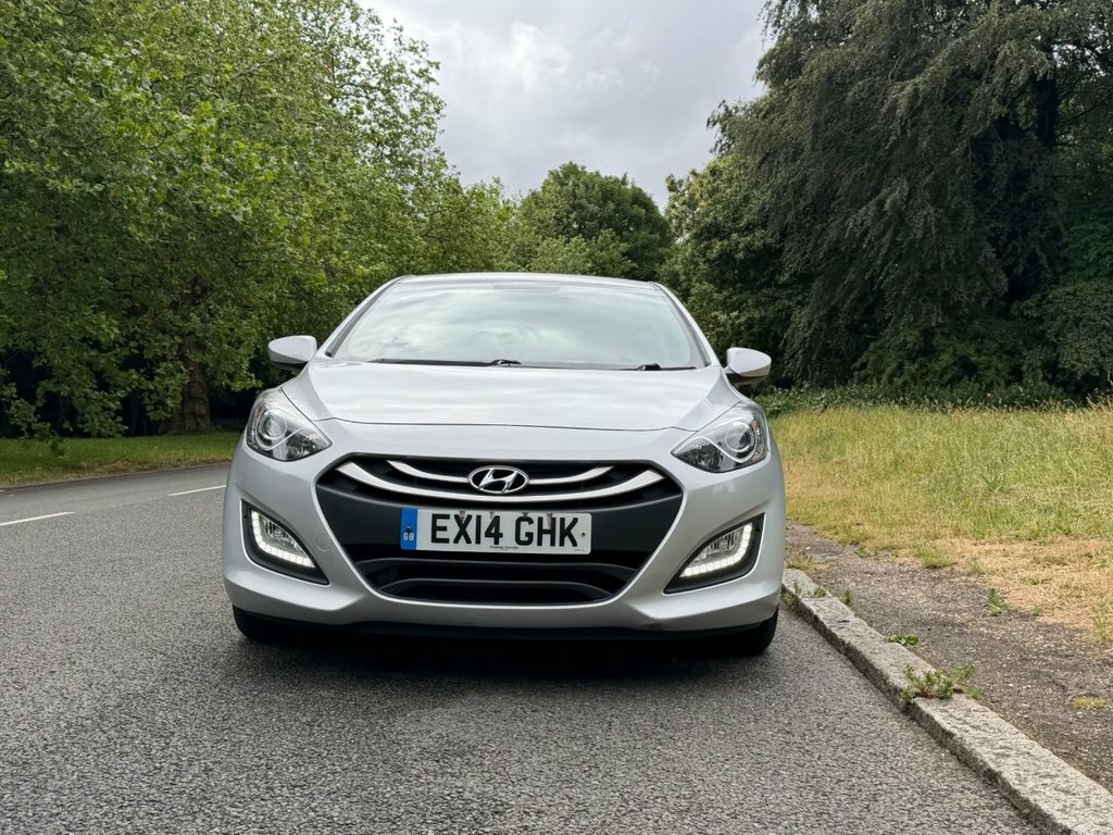 Hyundai I30 1.6 Crdi Se Hatchback Euro 5 11 Silver #8