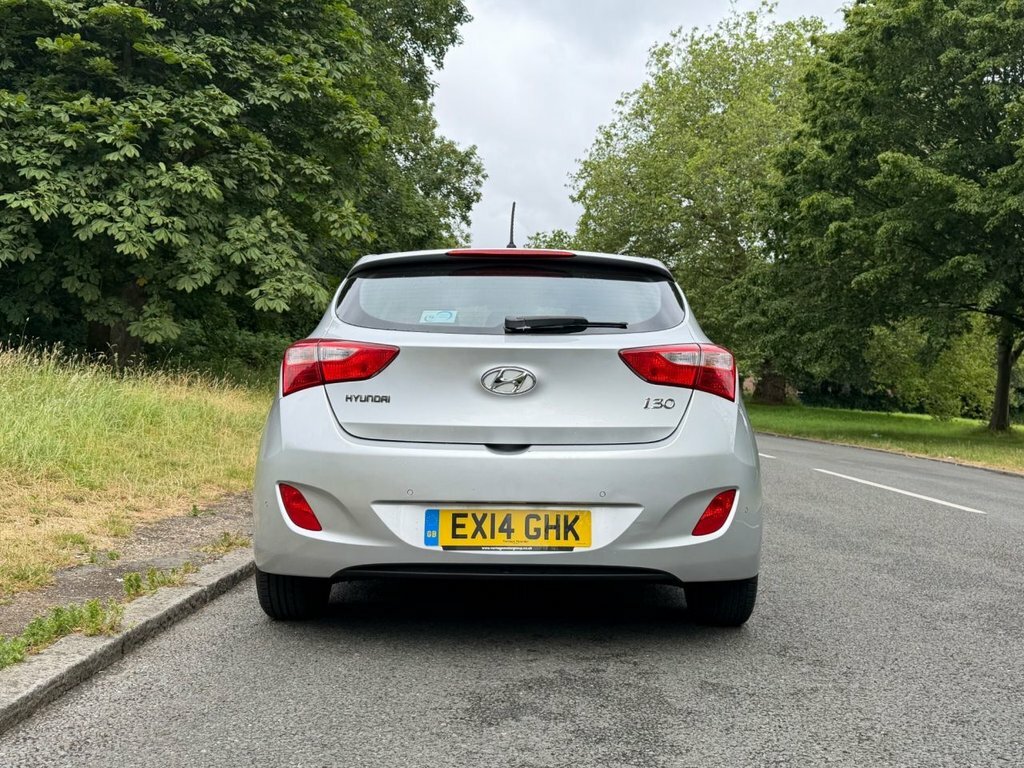 Hyundai I30 1.6 Crdi Se Hatchback Euro 5 11 Silver #9