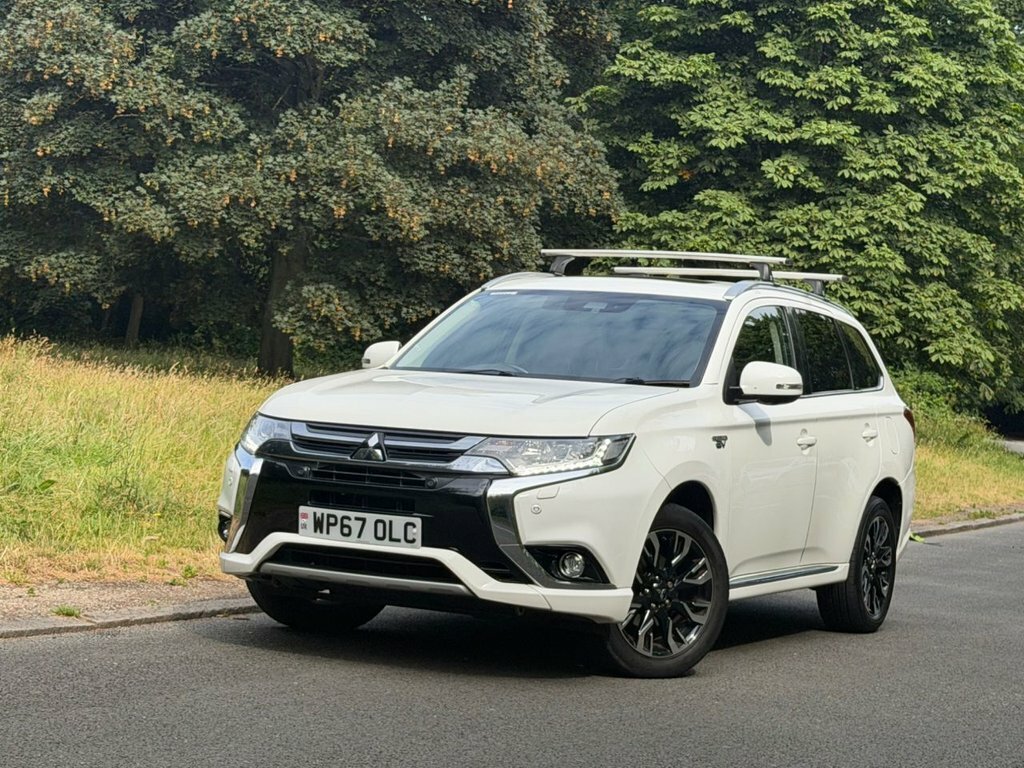 Mitsubishi Outlander 2L 4Hs White #3