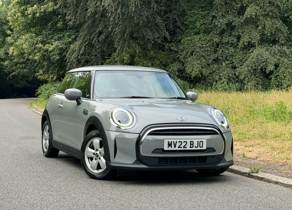 Mini Hatch 1.5L One Classic Grey