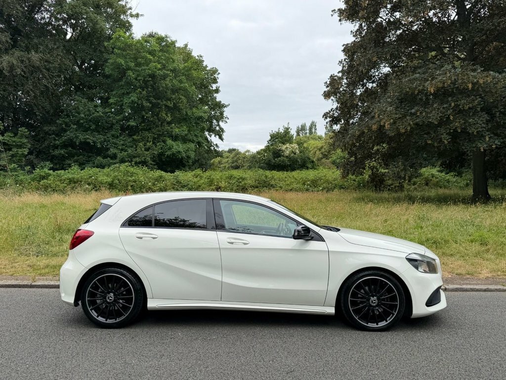 Mercedes-Benz A Class 1.6L Amg Line White #3