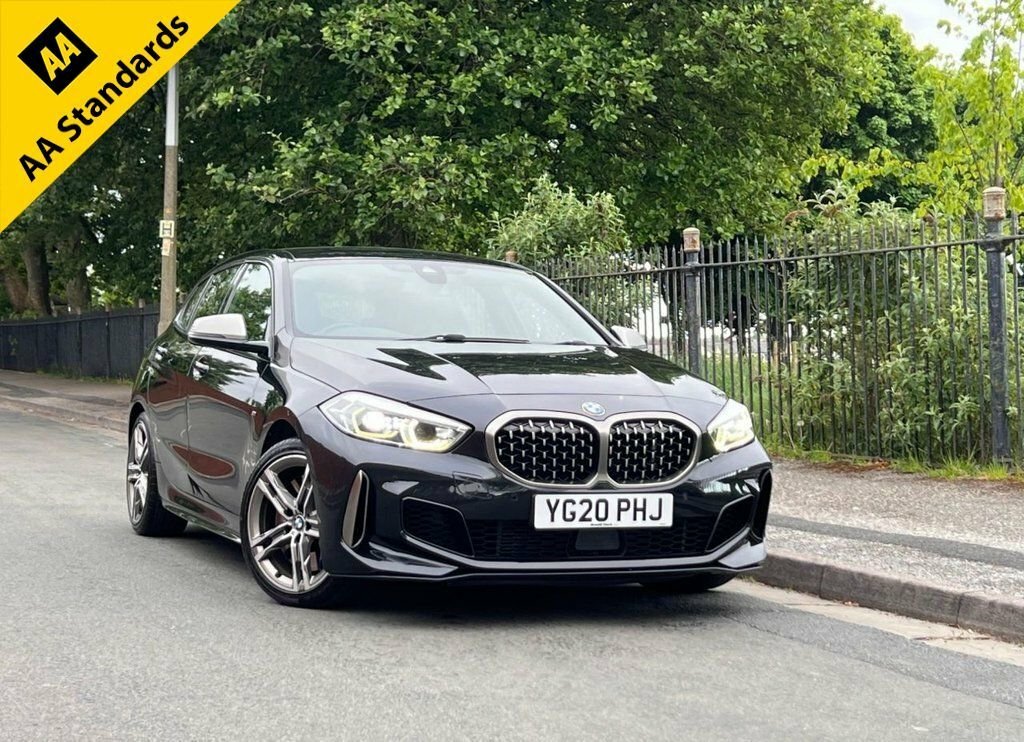 BMW 1 Series 2L Null Black